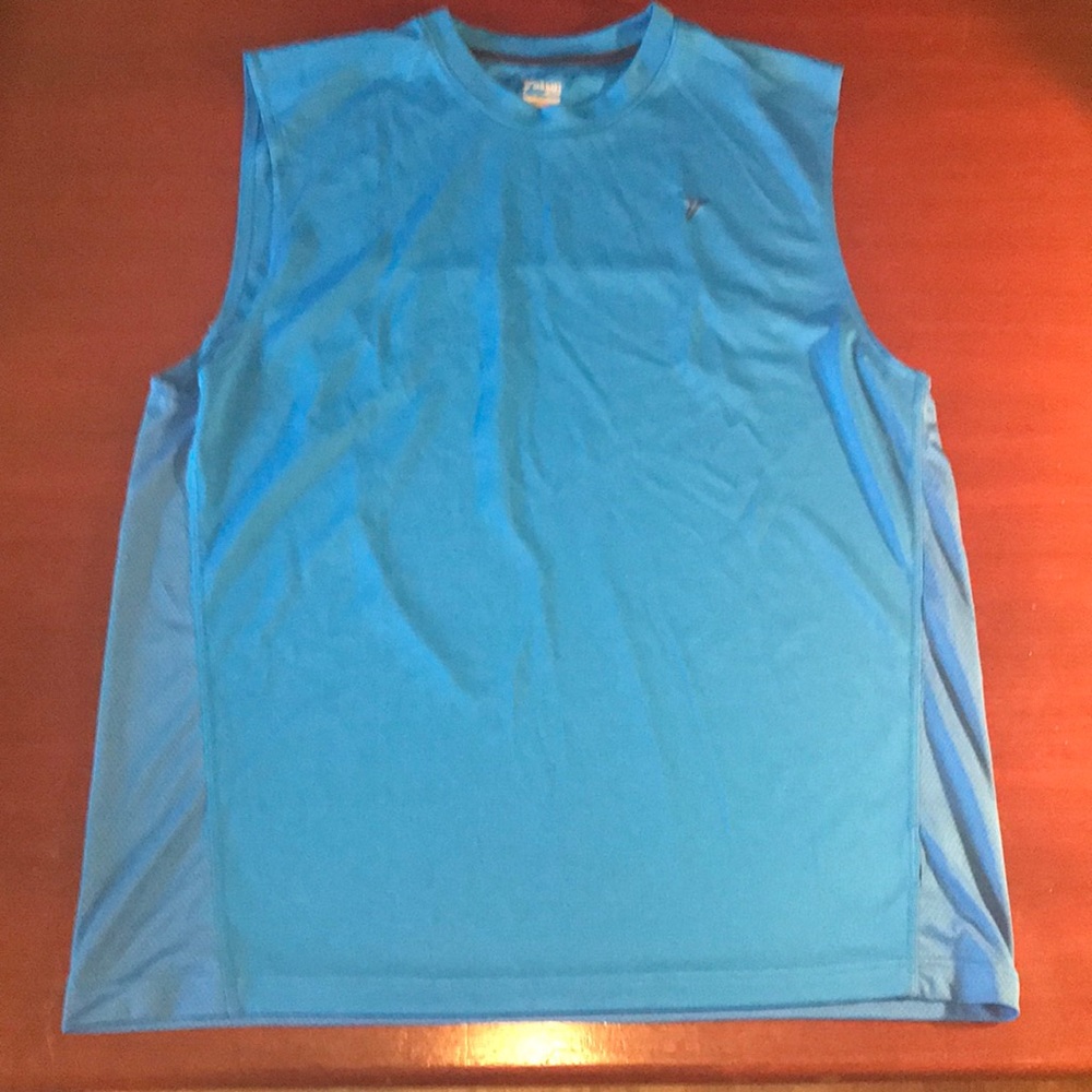 Men’s work out shirt 🏋️‍♀️